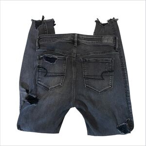 American Eagle Hi-Rise Jegging black distressed jeans